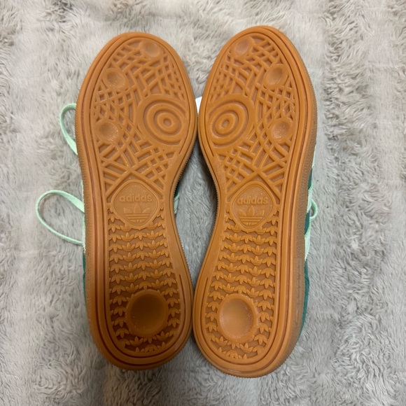 NWOB ADIDAS HANDBALL SPEZIAL-GREEN/LIGHT GREEN Size 8.5 Men - Picture 8 of 11